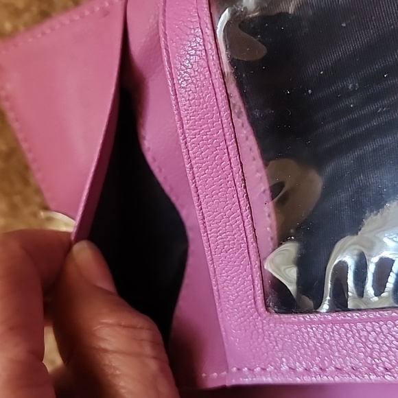 Prada Milano Wallet Patent Leather - Picture 9 of 16